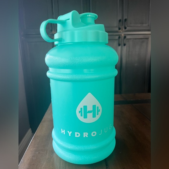 73 oz HydroJug with Sleeve and adjustable strap - Picture 12 of 13